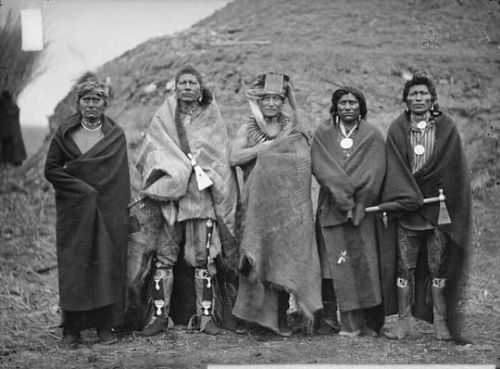 Dünya Üzerinde Konuşulan En Garip 10 Dil