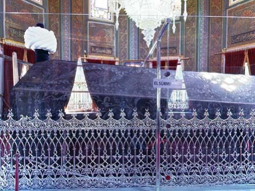 En çok ziyaret edilen türbeler