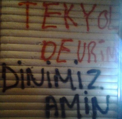 Gezi Parkı eylemlerinde öne çıkan ilginç pankartlar