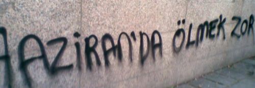 Gezi Parkı eylemlerinde öne çıkan ilginç pankartlar