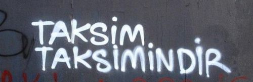 Gezi Parkı eylemlerinde öne çıkan ilginç pankartlar