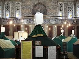 Her camide ayrı bir efsane