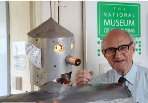 110 yıldır yanan ampulün sırrı çözülemiyor!