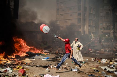 Katliamdan dehşet kareler