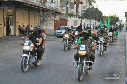 İzzeddin Kassam Tugayları sokaklarda