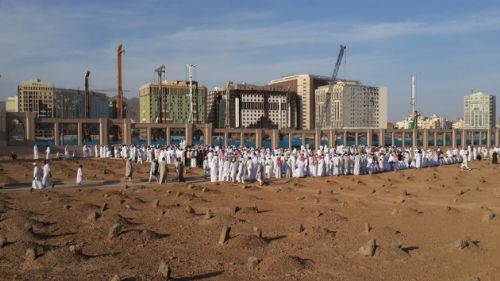 Peygamberin güllerinin yattığı kabristanlıklar