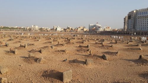 Peygamberin güllerinin yattığı kabristanlıklar