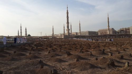 Peygamberin güllerinin yattığı kabristanlıklar