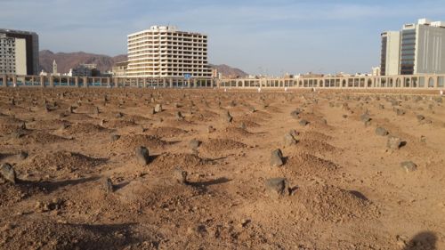 Peygamberin güllerinin yattığı kabristanlıklar