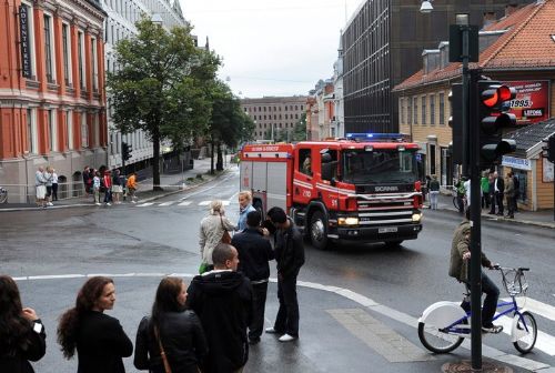 Norveç'in başkenti Oslo cehenneme döndü. İşte olaydan kareler