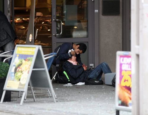 Norveç'in başkenti Oslo cehenneme döndü. İşte olaydan kareler