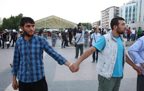 ABD Konsolosluğunun iftarı iptal edildi