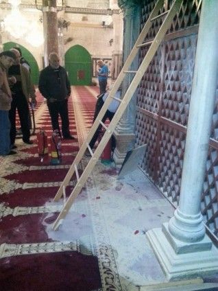 Mescid-i Aksa'da temizlik çalışmaları