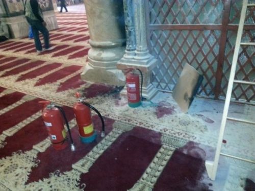 Mescid-i Aksa'da temizlik çalışmaları