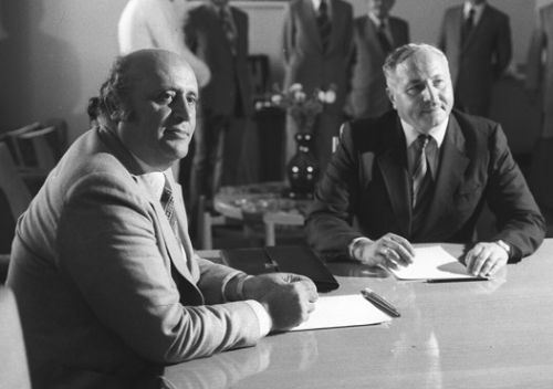 Erbakan'ın 42 yıllık siyasi mücadelesinden kareler