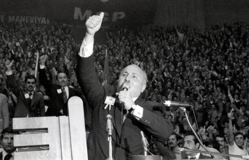 Erbakan'ın 42 yıllık siyasi mücadelesinden kareler