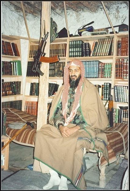 Usame Bin Ladin'in ilk kez yayınlanan fotoğrafları!