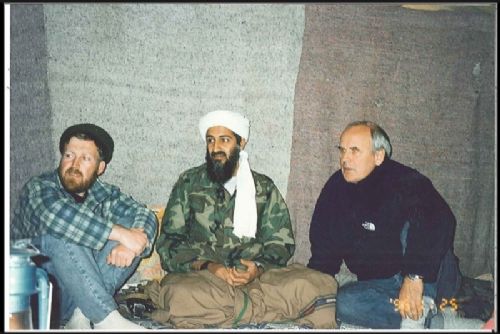 Usame Bin Ladin'in ilk kez yayınlanan fotoğrafları!