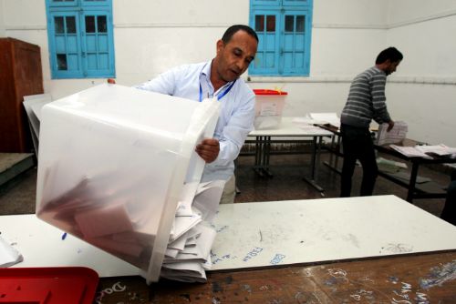 Tunus seçimlerinin galibi Nahta Hareketi