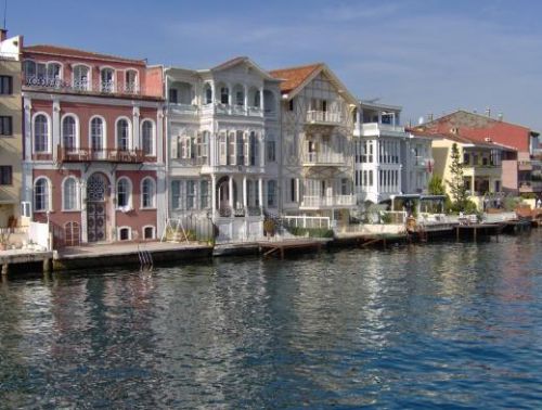 Boğaz'daki yalıların bilinmeyen hikayeleri