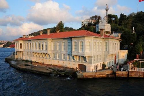 Boğaz'daki yalıların bilinmeyen hikayeleri