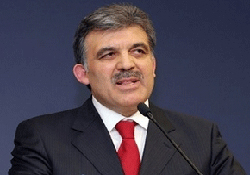 Gül'ün töreninde PKK bayrağı ihbarı