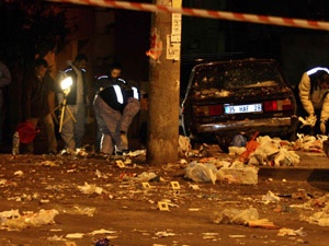 Sefaköy'de peşpeşe ses bombası