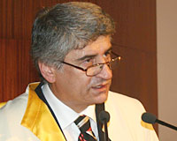 İÜ Rektörü'nden provokatif sözler