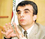 HSYK üyeliği için ilk aday Ertosun oldu