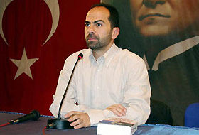 Nasuh Mahruki, isyan etti
