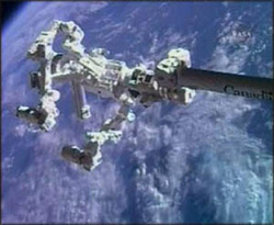 Dextre, uzay istasyonundaki yerini aldı