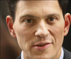Miliband'dan 'Irak'ta barış çok zor' itirafı
