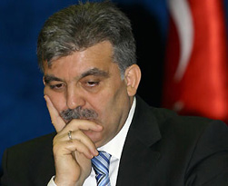 Gül, Cumhuriyet'e açtığı davadan vazgeçti