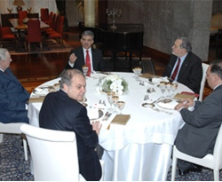 Gül tarihçileri ağırladı