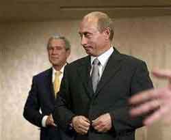 Bush-Putin zirvesi başladı