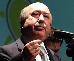 Unakıtan, İhsanoğlu ile yemekte görüştü