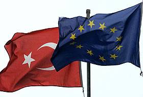 Barroso: 'Türkiye, AB'yi ikna etmeli'