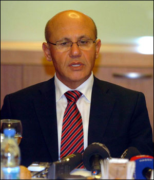 Talat: Kıbrıs sorununu çözmek istiyoruz