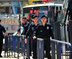 Taksim'e yürüyüş durdu
