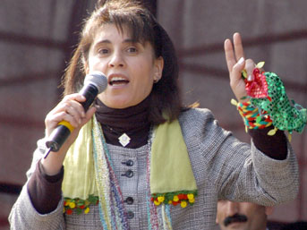 Leyla Zana'ya 60 yıl hapis istemi
