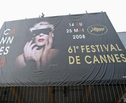 Cannes?da görkemli açılış