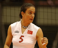 Ve tesettüre giren 'filenin sultanı' konuştu