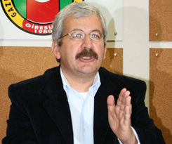 Ufuk Uras: Yargıtay parti değildir