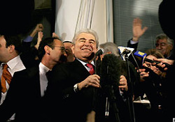 Rum lider Hristofyas hazır değilmiş!