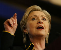 Hillary Clinton, havlu attı