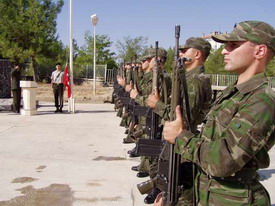 İhtiyatlar aktif görev istiyor
