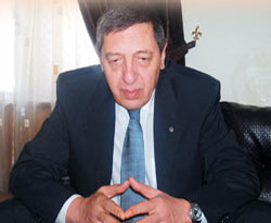 Bölükbaşı: AKP tuzak paranoyağı
