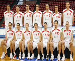 Mehmet Okur kadroda yok