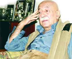 Şiiri iman için bilirdi 