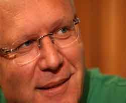 Hasan Doğan adı spor tesisine veriliyor 